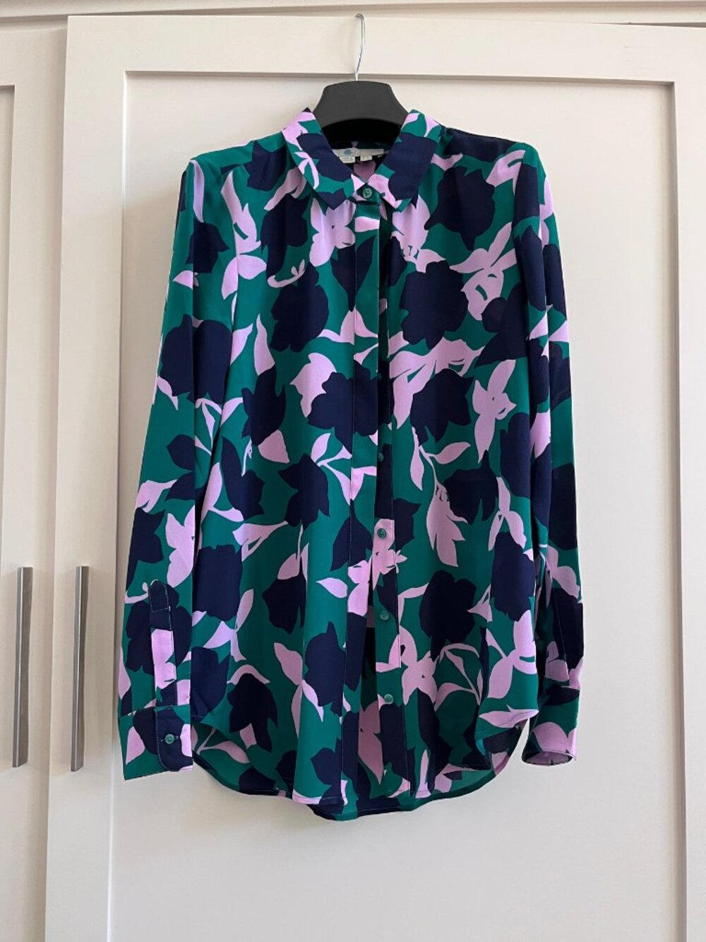 Boden Silk Shirt Sz US 2 in Navy Forest Pink Floral Print - Worn Once